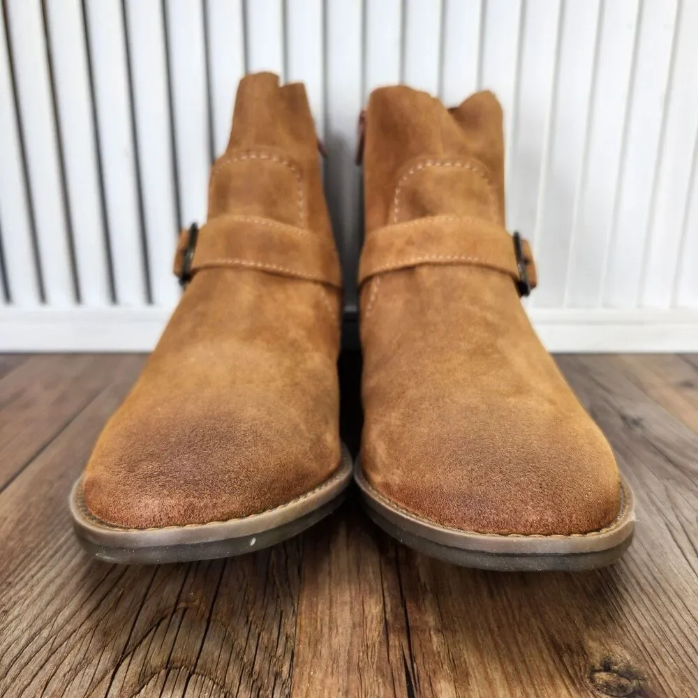 Clarks Camzin Loop Tan Suede Ankle Booties Womens Size 7.5 M Brown Country Boots